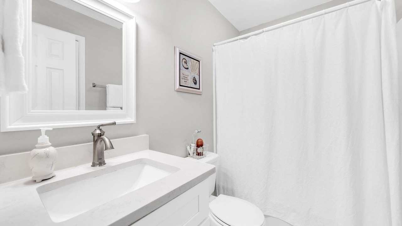 Photo of Bathroom in Dune Allen Beach