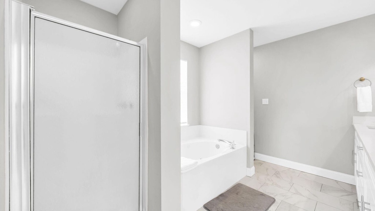 Photo of Bathroom in Dune Allen Beach