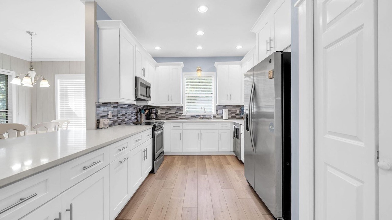 Photo of Kitchen in Dune Allen Beach