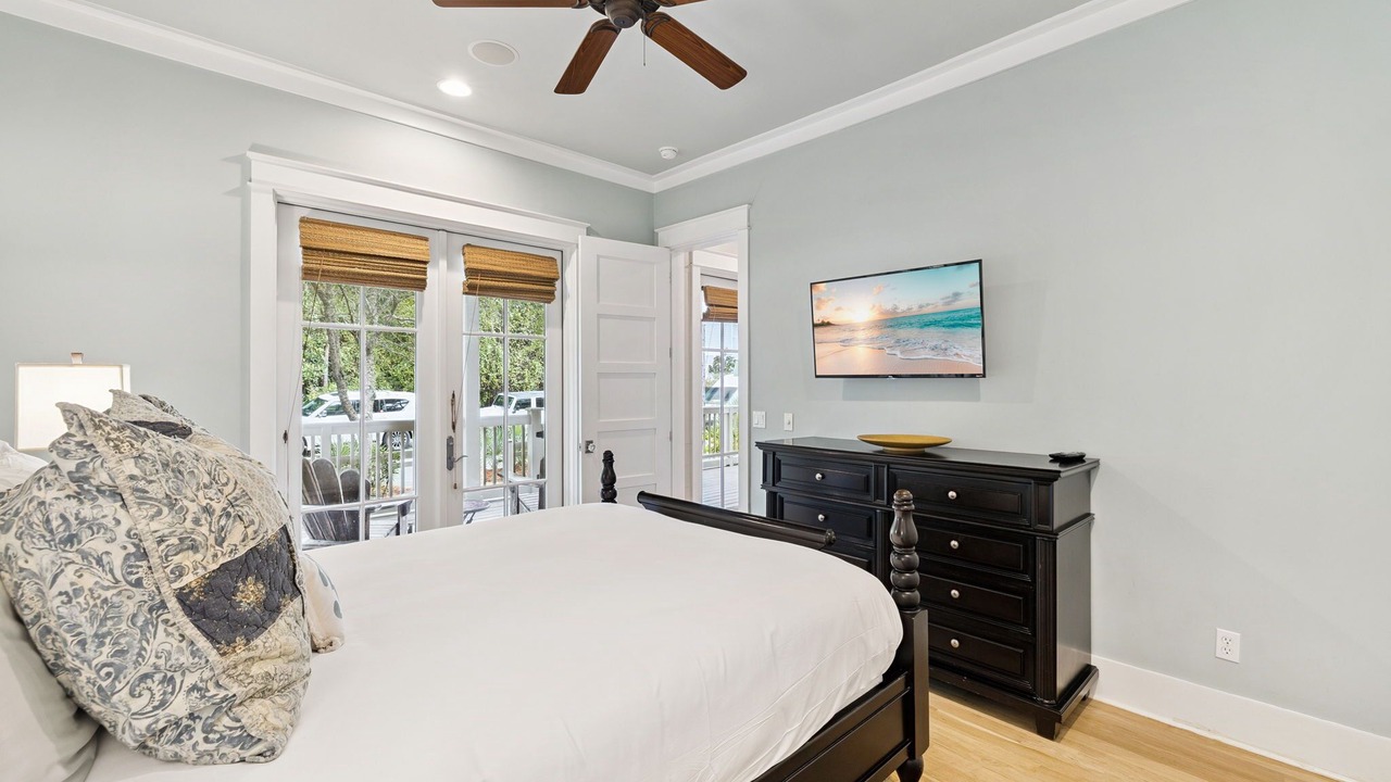 Photo of Bedroom in Forest District