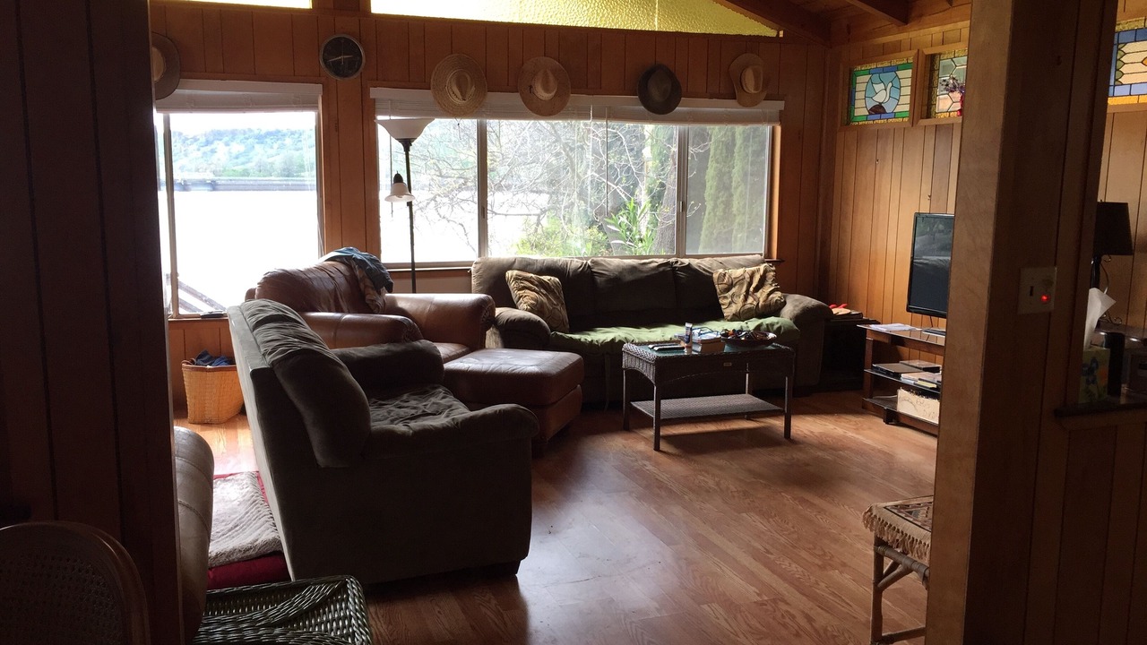 Photo of Livingroom in Jamestown