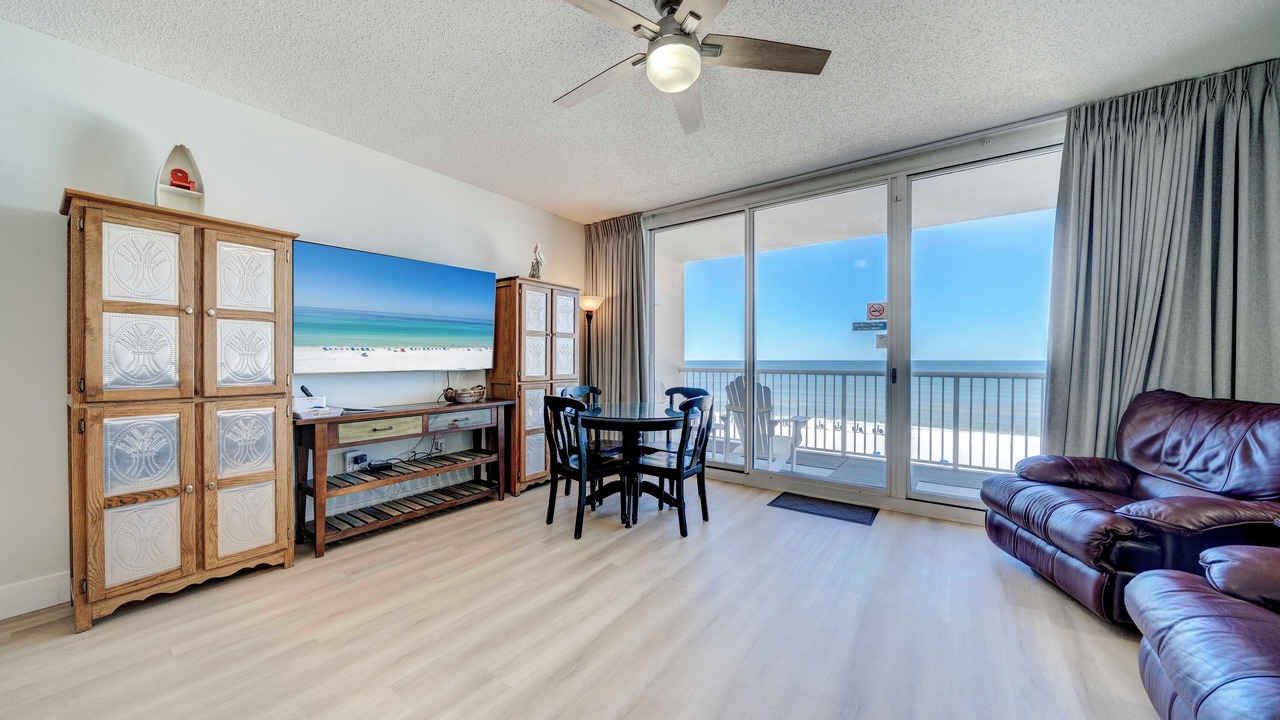 Photo of Bedroom in Long Beach