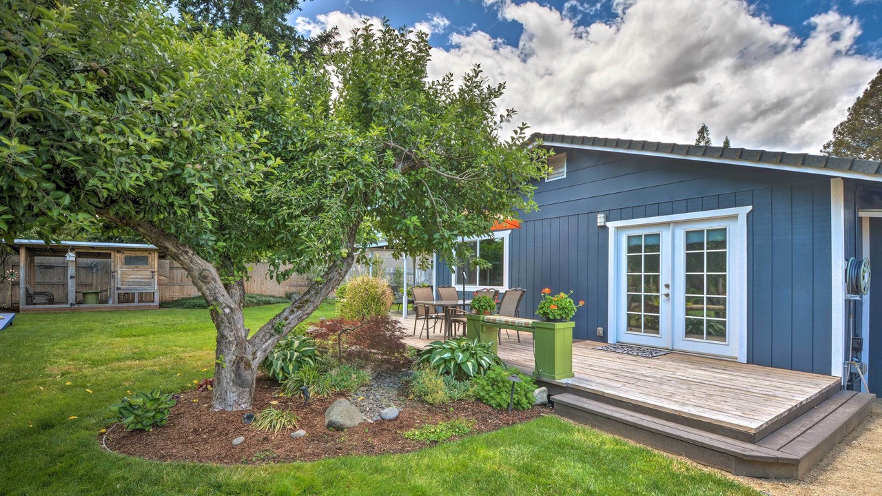 Photo of Outdoor in Medford