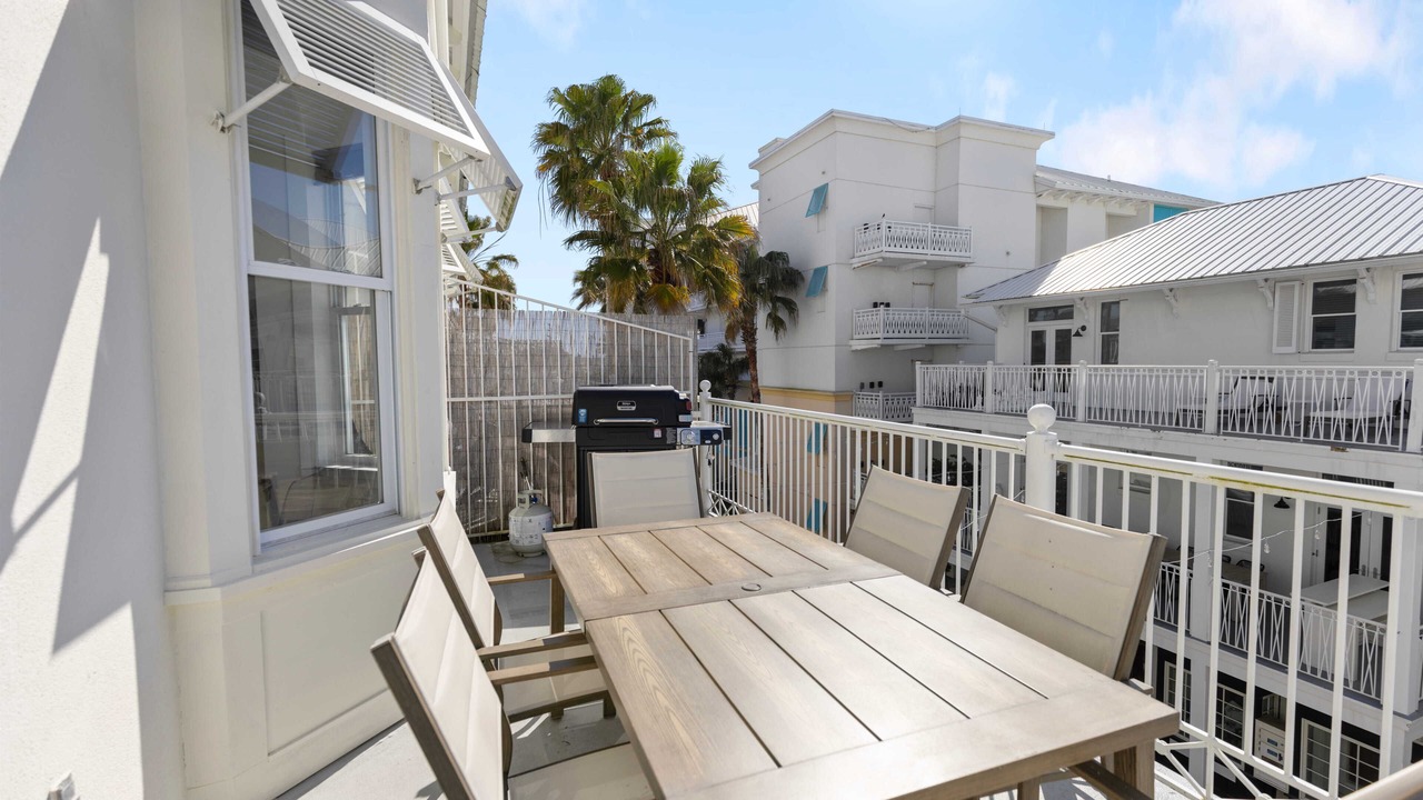 Photo of Patio Balcony in Sunnyside