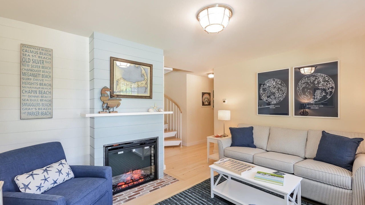 Photo of Livingroom in West Falmouth