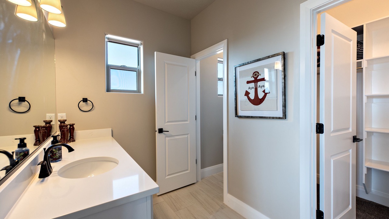 Photo of Bathroom in Hurricane