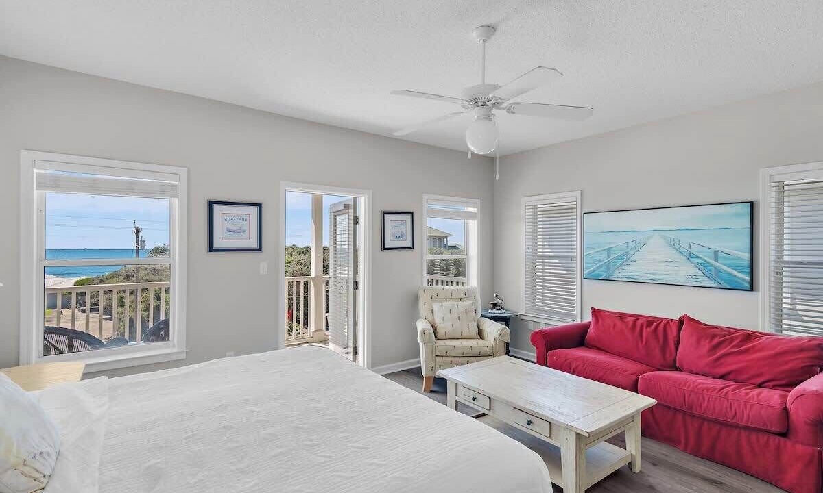Photo of Bedroom in Seacrest