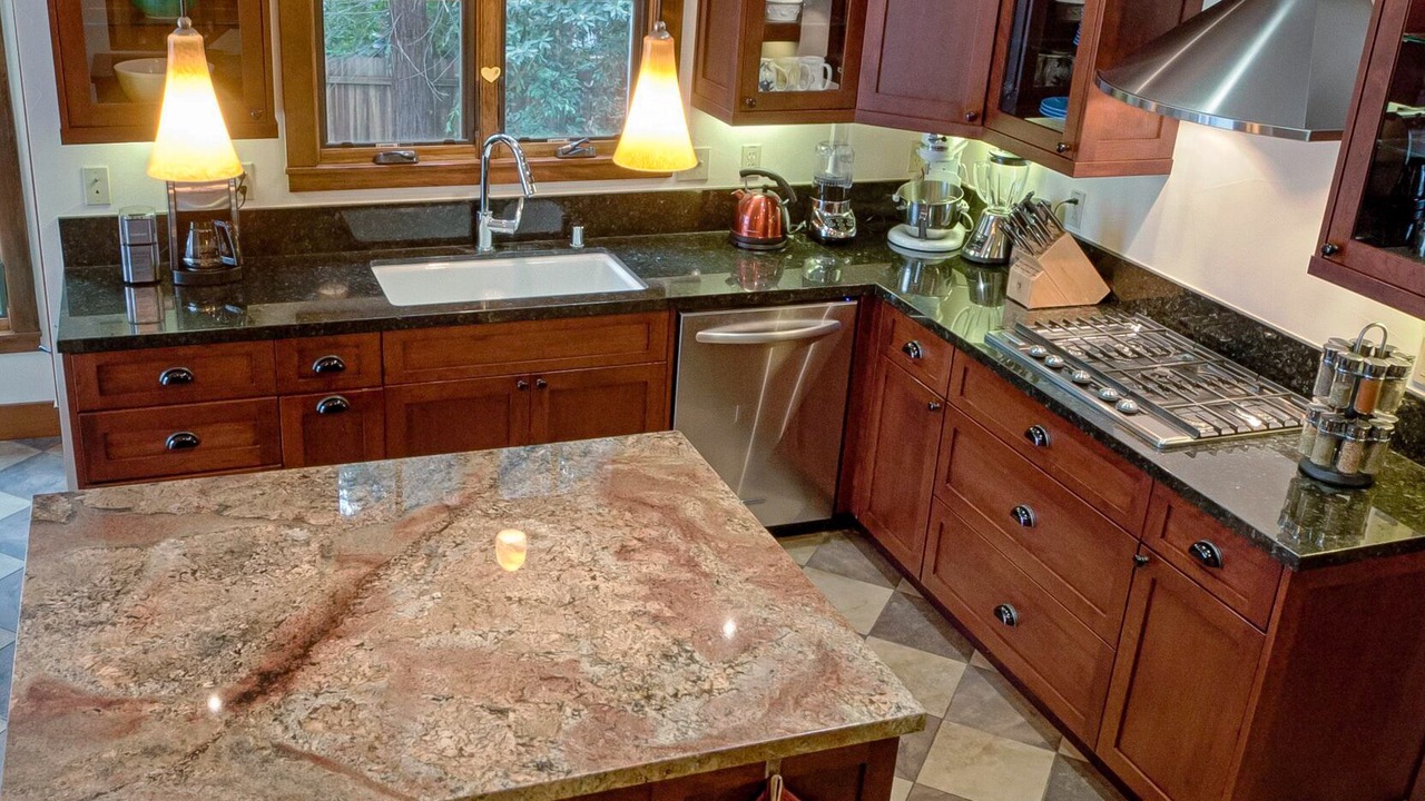 Photo of Kitchen in Arden Park Vista