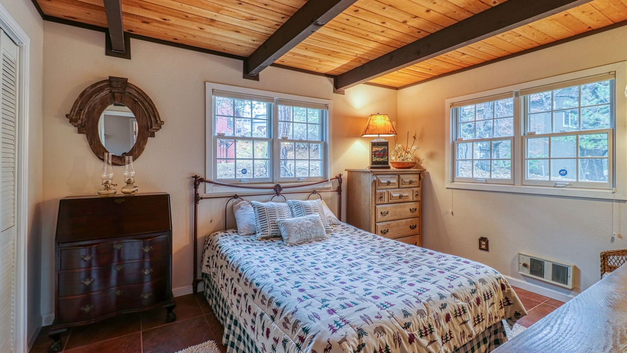 Photo of Bedroom in Arnold