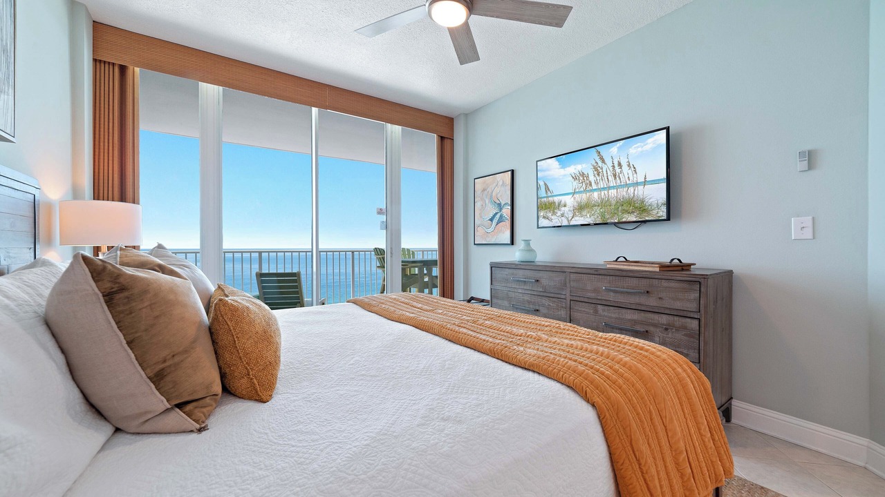 Photo of Bedroom in Gulf Shores