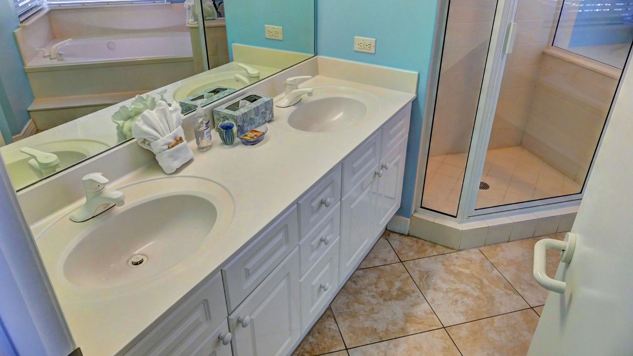 Photo of Bathroom in Navarre Beach