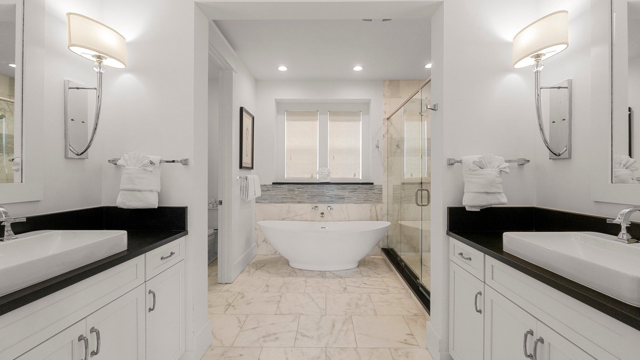 Photo of Bathroom in Seacrest Beach