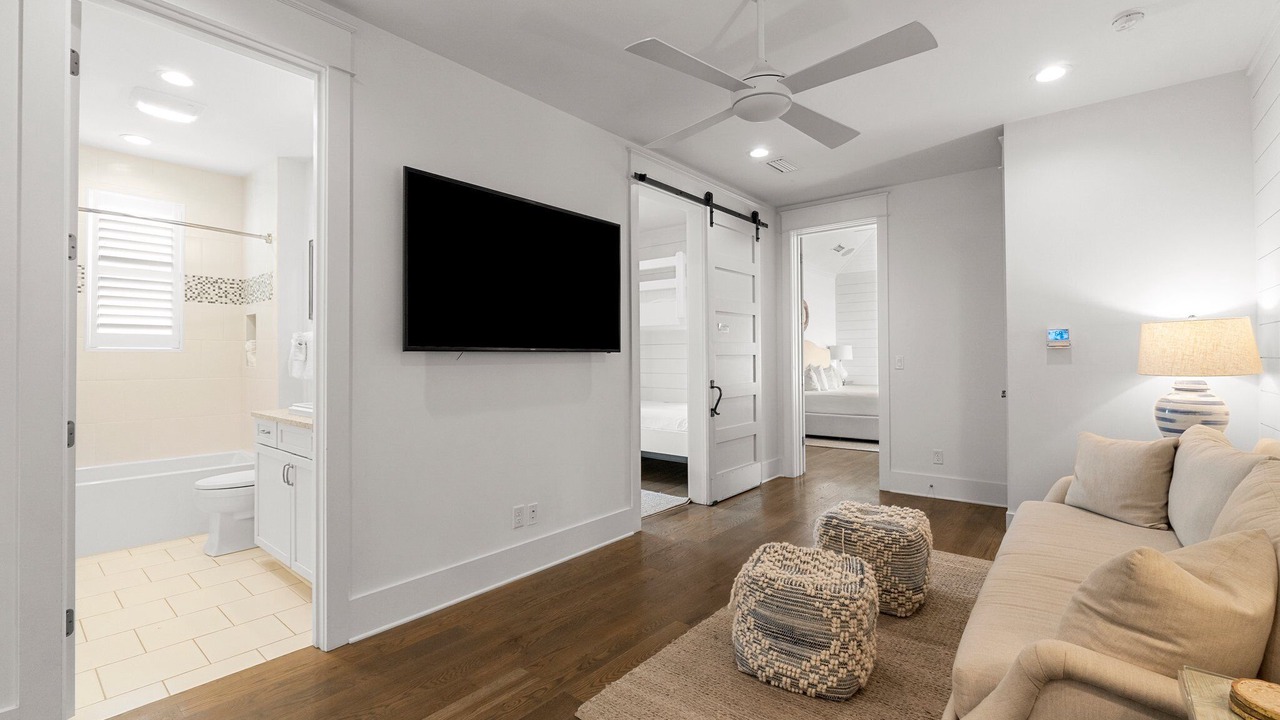 Photo of Bedroom in Seacrest Beach