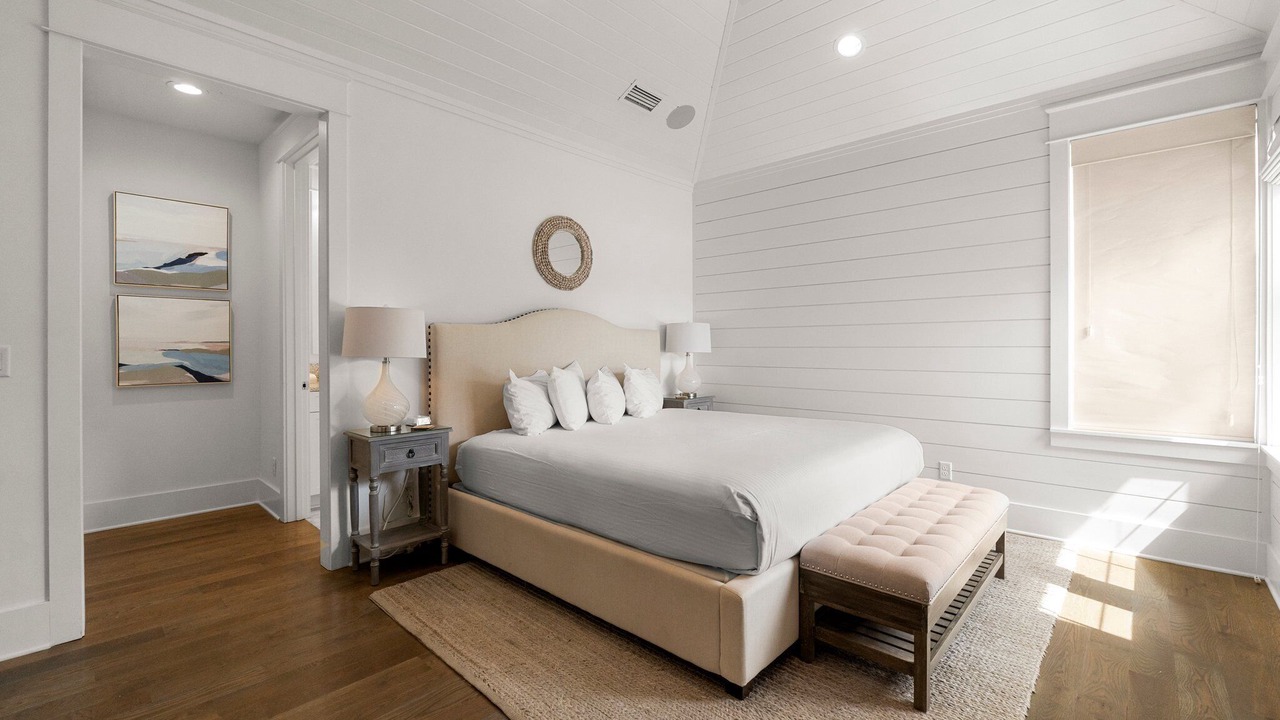 Photo of Bedroom in Seacrest Beach
