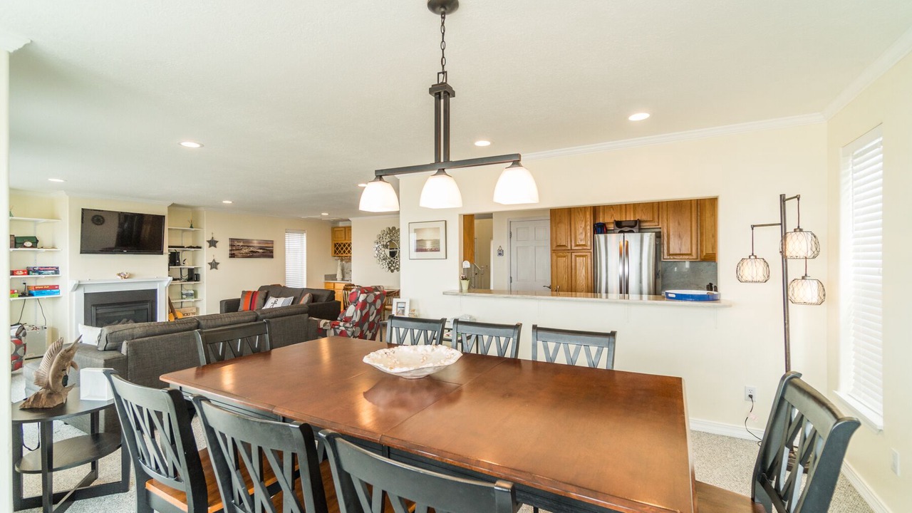 Photo of Livingroom in Lincoln City