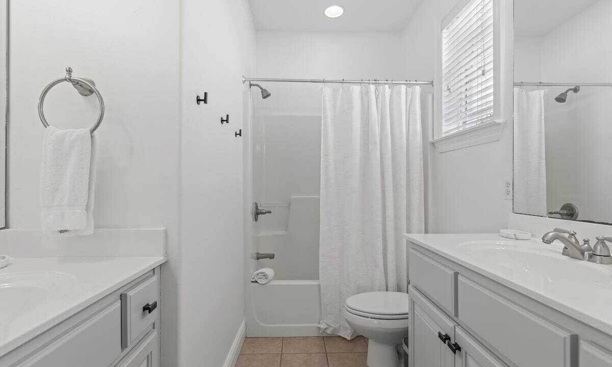Photo of Bathroom in Seagrove Beach