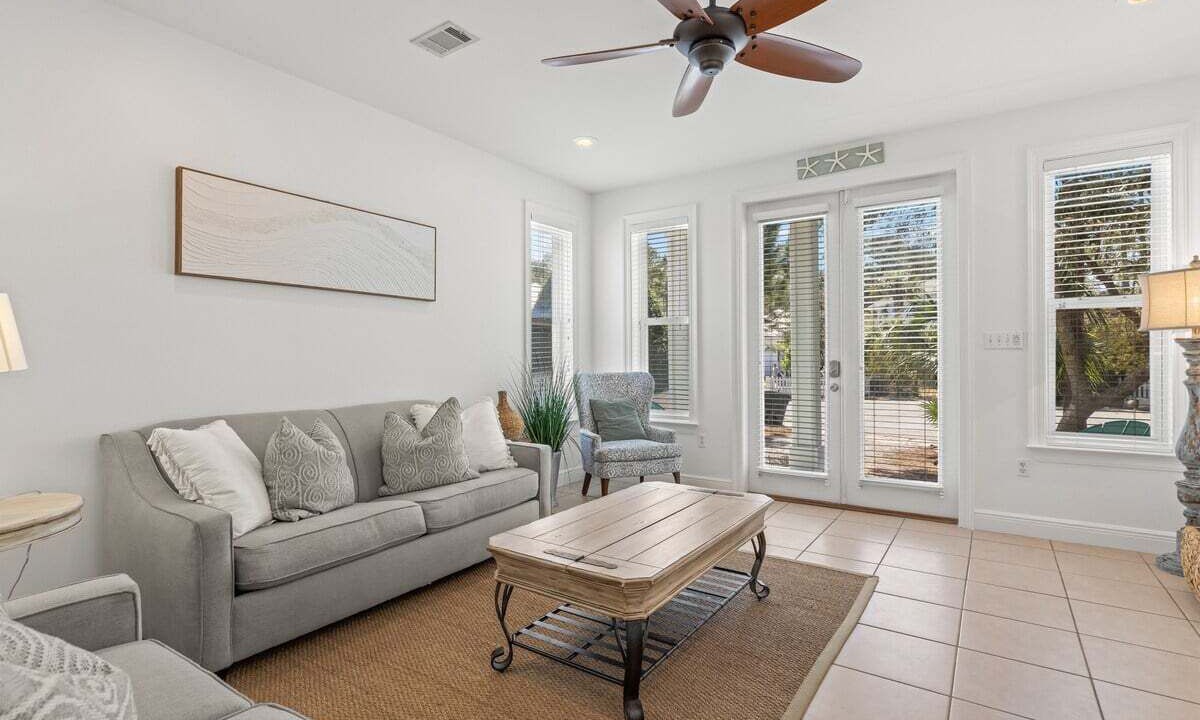 Photo of Livingroom in Seagrove Beach