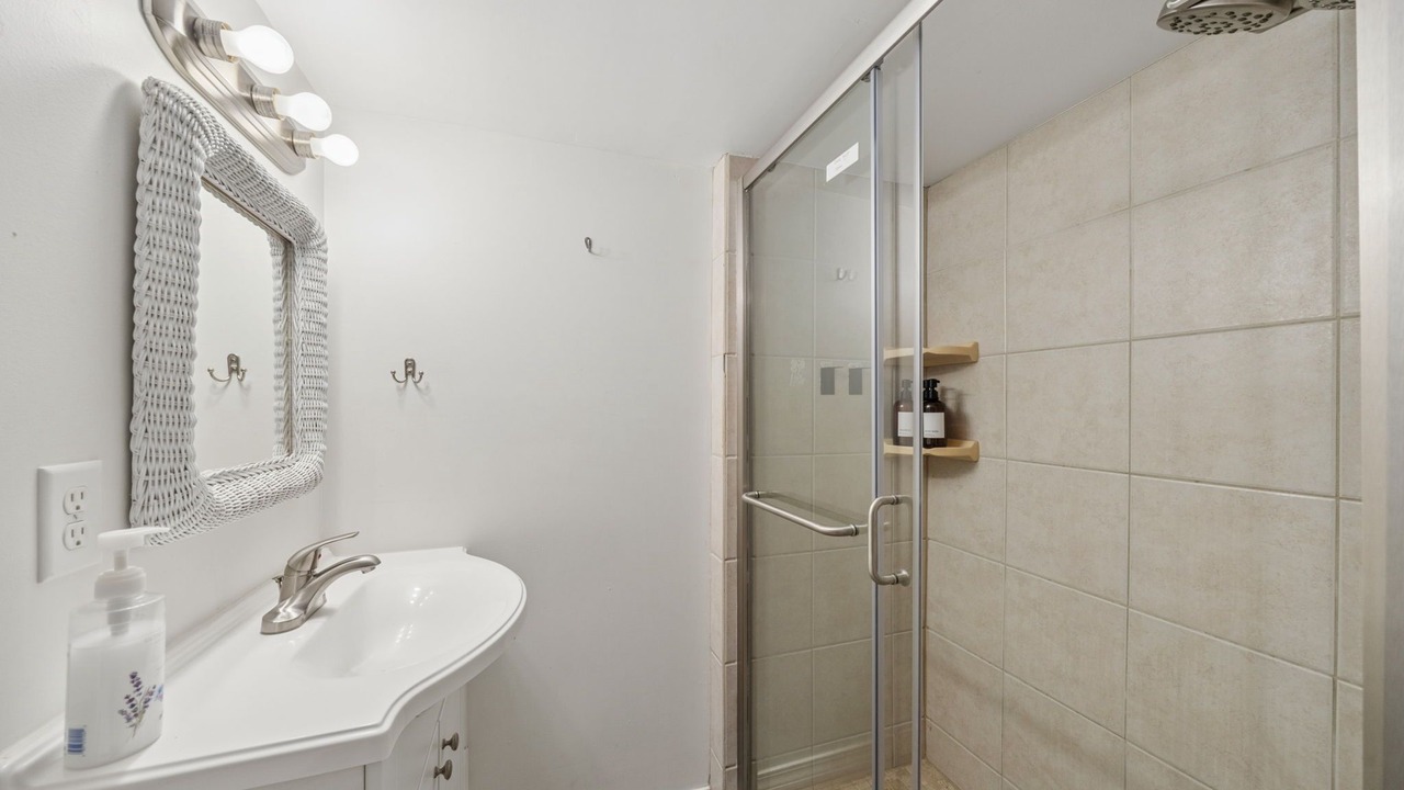 Photo of Bathroom in Laguna Beach