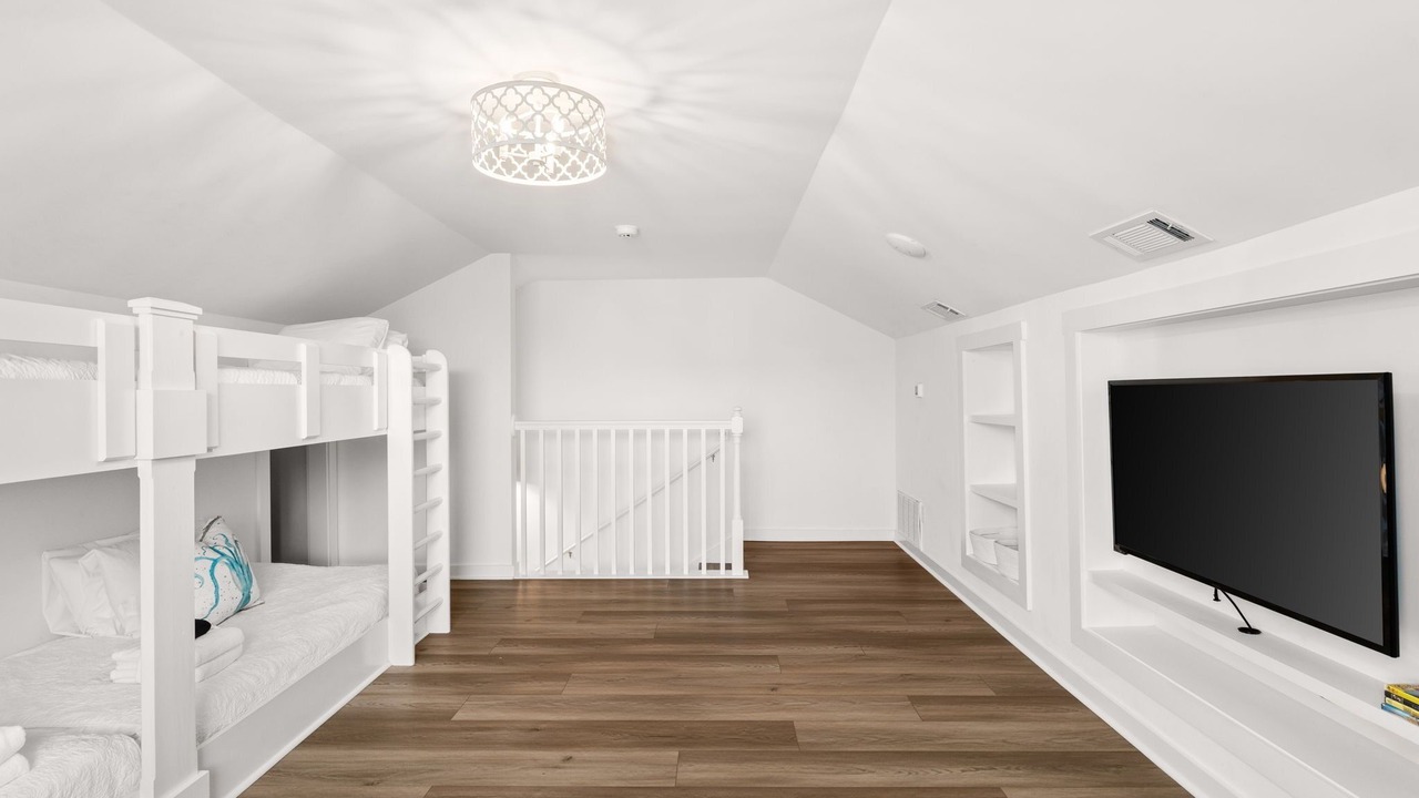 Photo of Bedroom in Seacrest