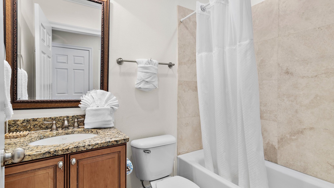 Photo of Bathroom in Villa Lago
