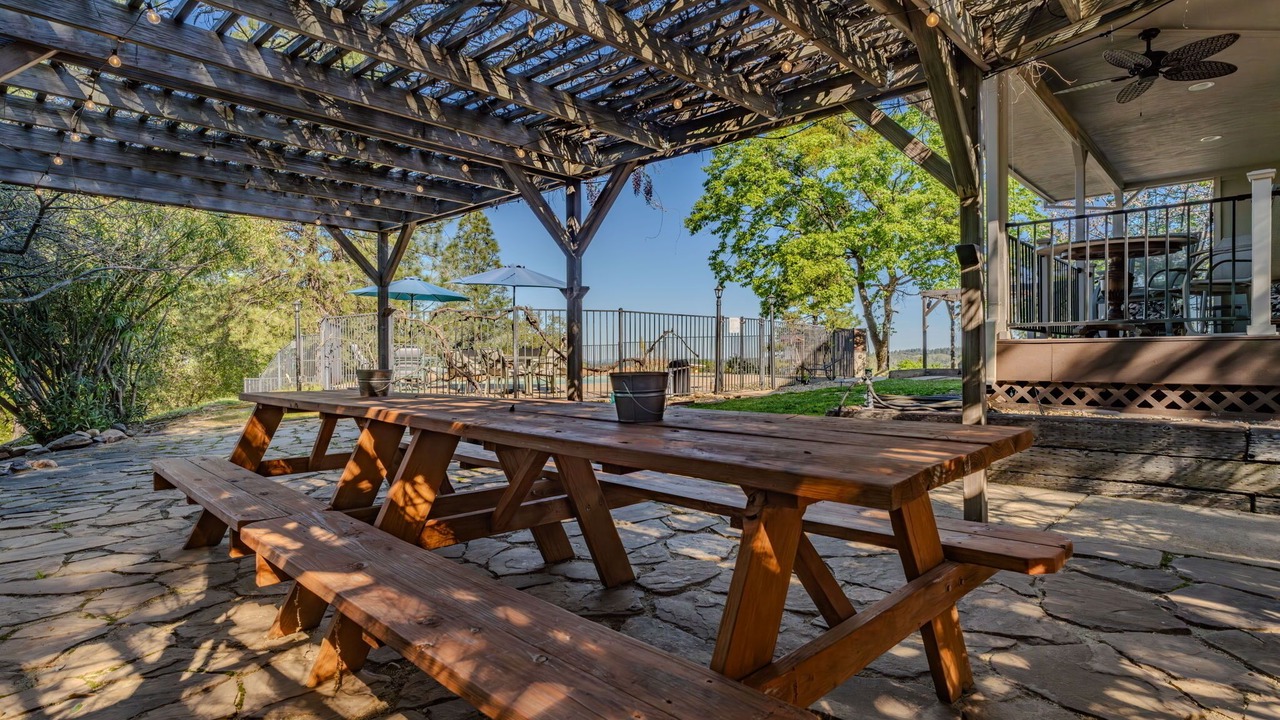 Photo of Outdoor in Jackson