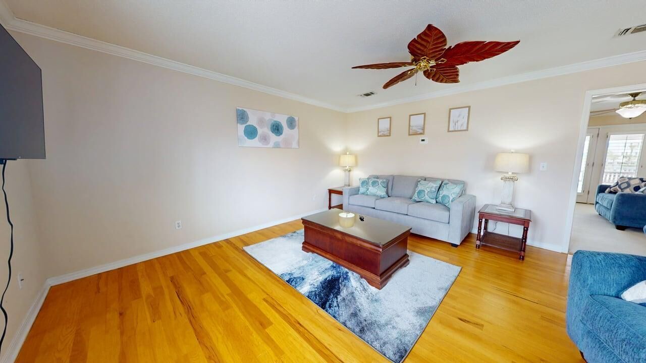 Photo of Livingroom in Gulf Pines