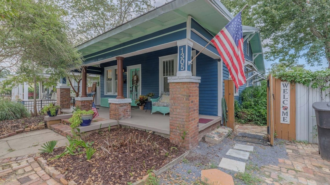 Photo of Outdoor in East Hill