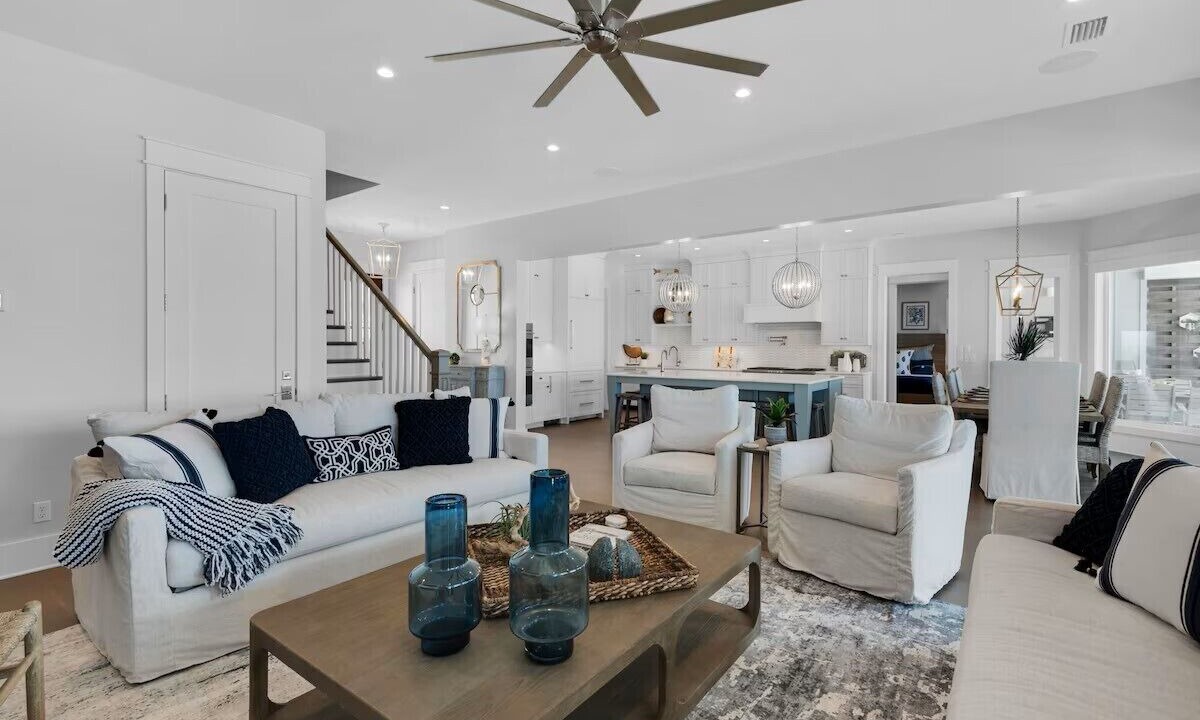 Photo of Livingroom in Pensacola Beach