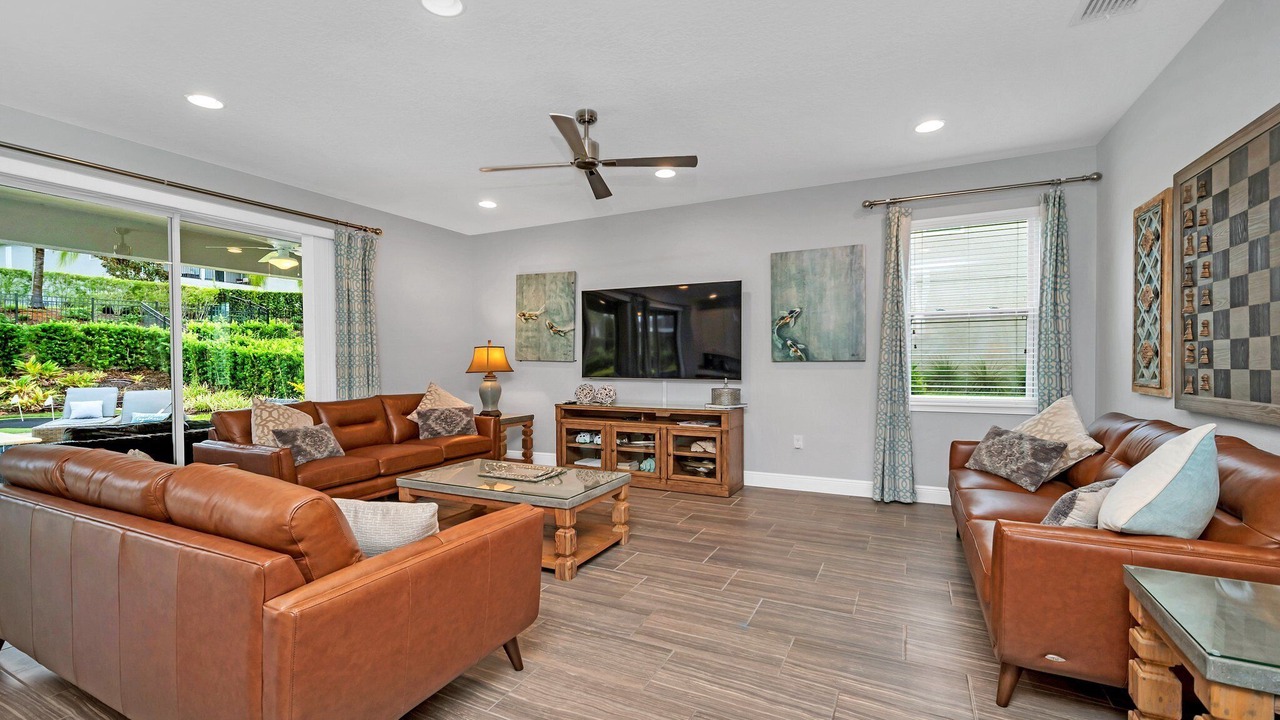 Photo of Livingroom in Bay Lake