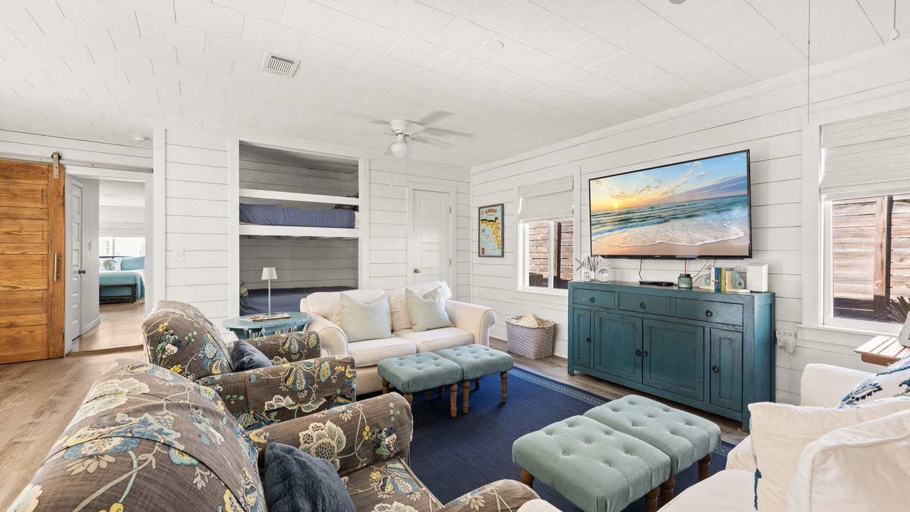 Photo of Livingroom in Laguna Beach Estates