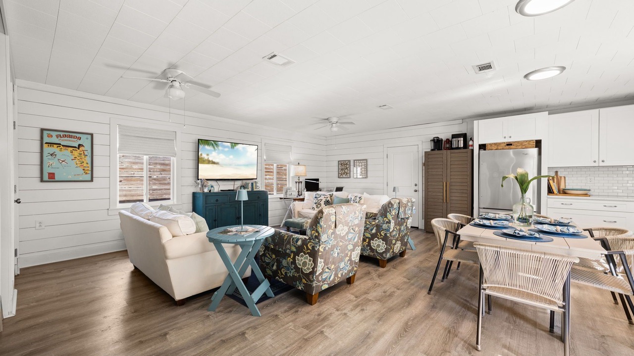 Photo of Livingroom in Laguna Beach Estates