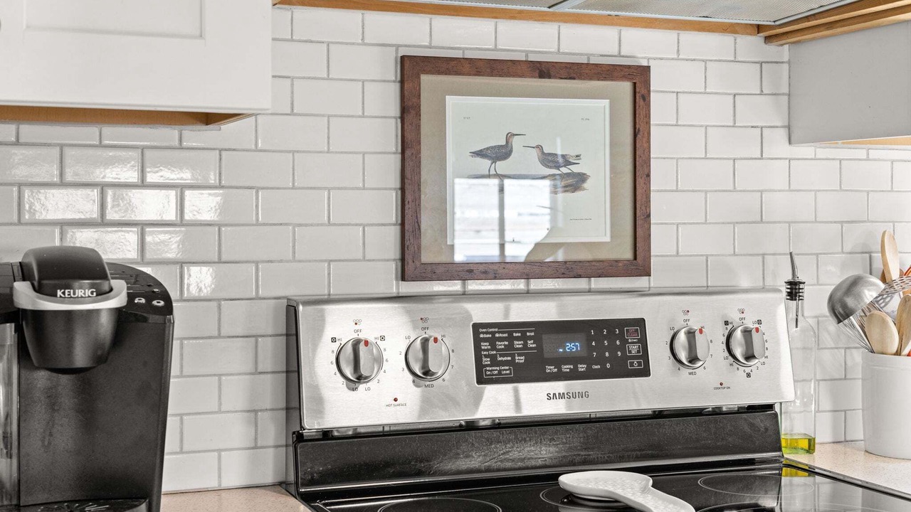 Photo of Kitchen in Laguna Beach Estates