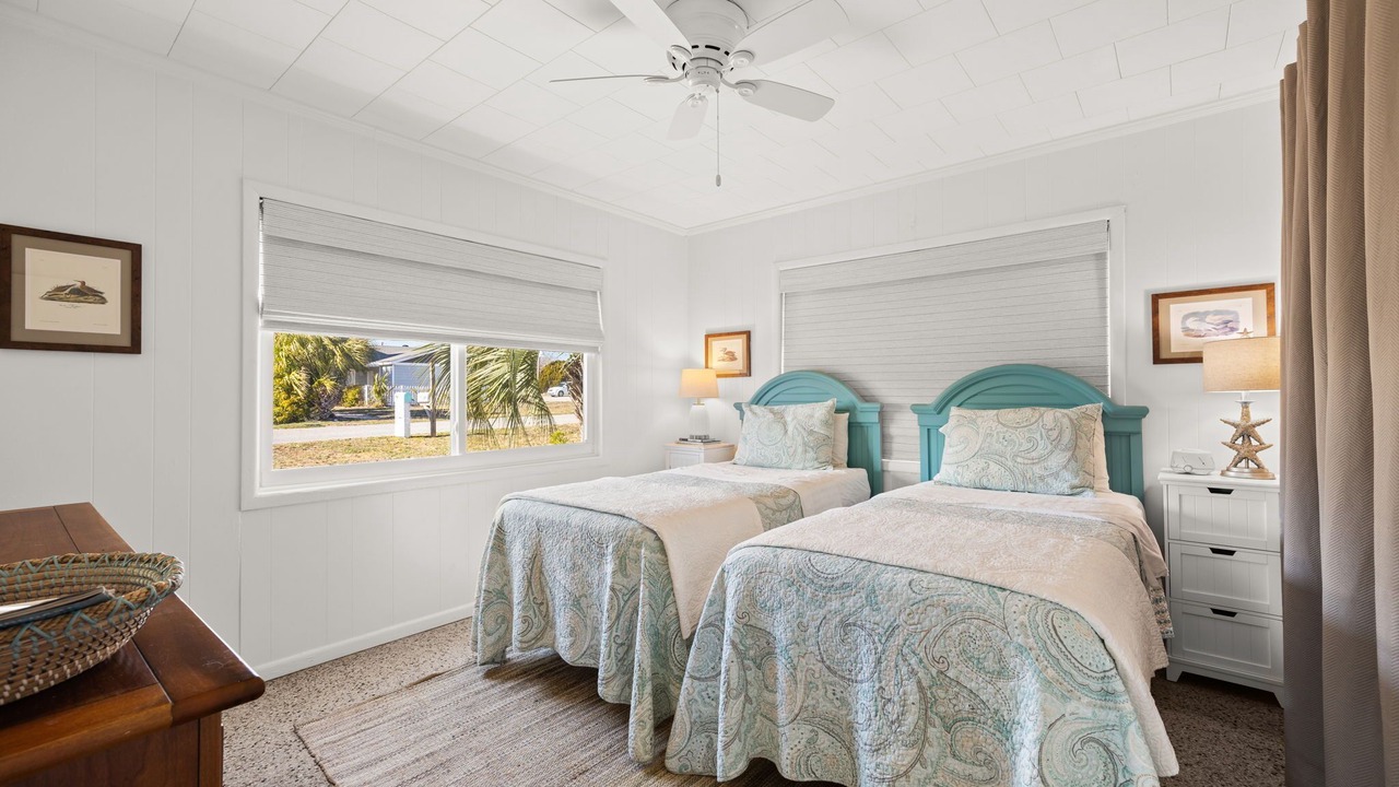 Photo of Bedroom in Laguna Beach Estates