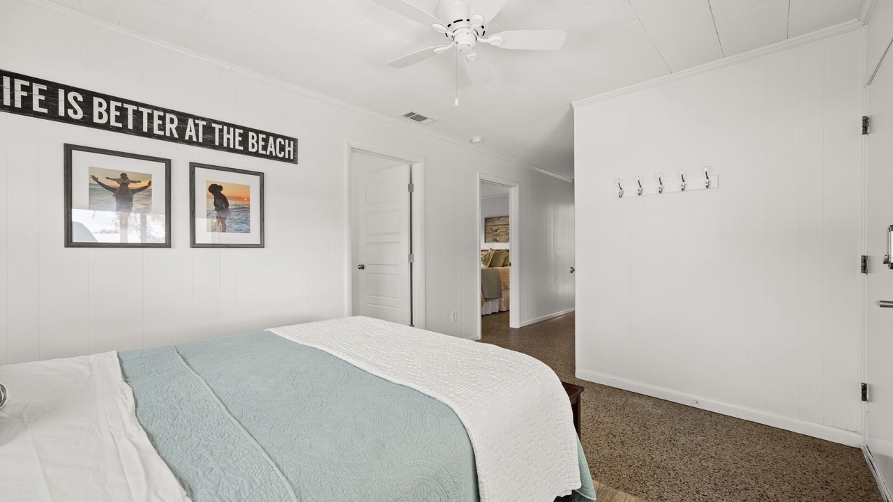 Photo of Bedroom in Laguna Beach Estates