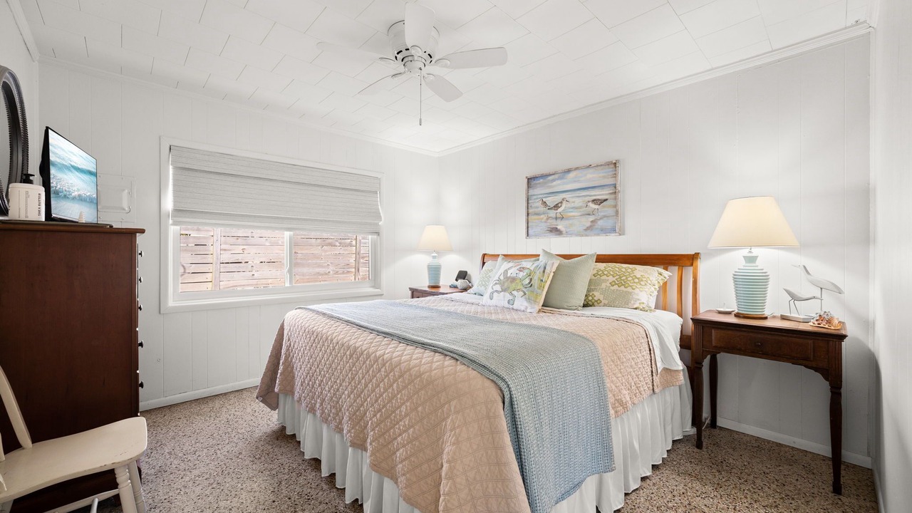 Photo of Bedroom in Laguna Beach Estates
