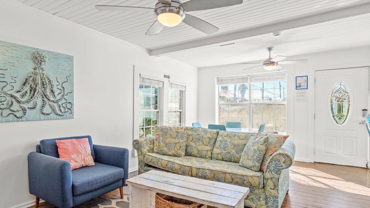 Photo of Bedroom in Laguna Beach