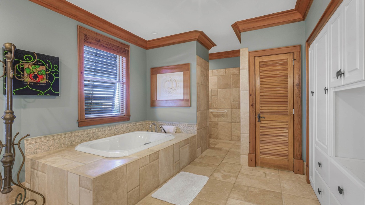 Photo of Bathroom in Orange Beach