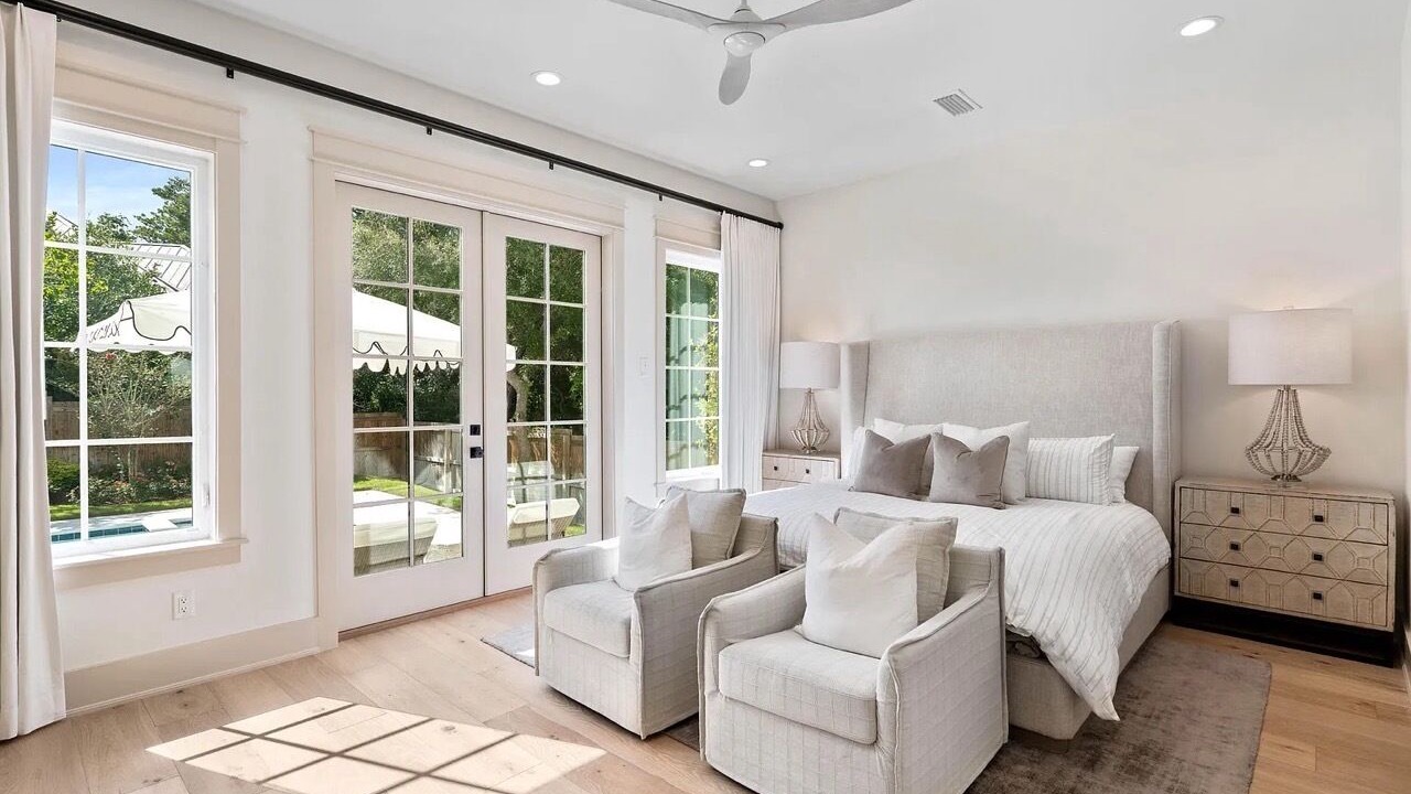 Photo of Bedroom in White's Gulfview