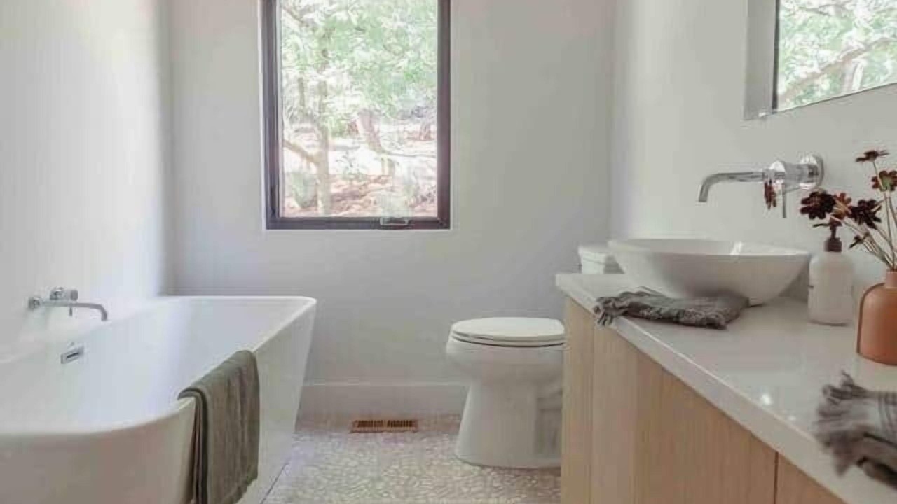 Photo of Bathroom in Auburn