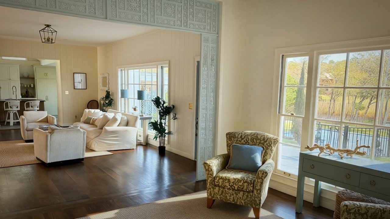 Photo of Livingroom in Southeast Pensacola