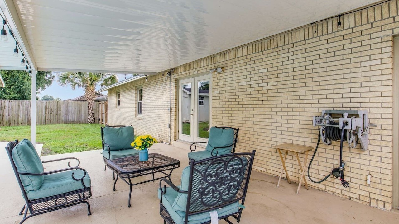 Photo of Outdoor in Northeast Pensacola