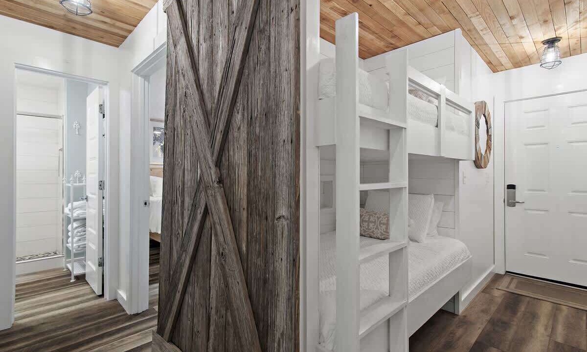 Photo of Bedroom in Inlet Beach
