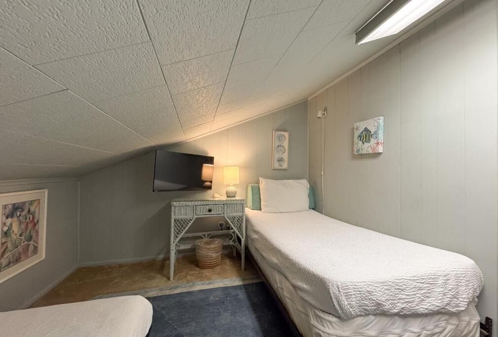 Photo of Bedroom in Miramar Beach