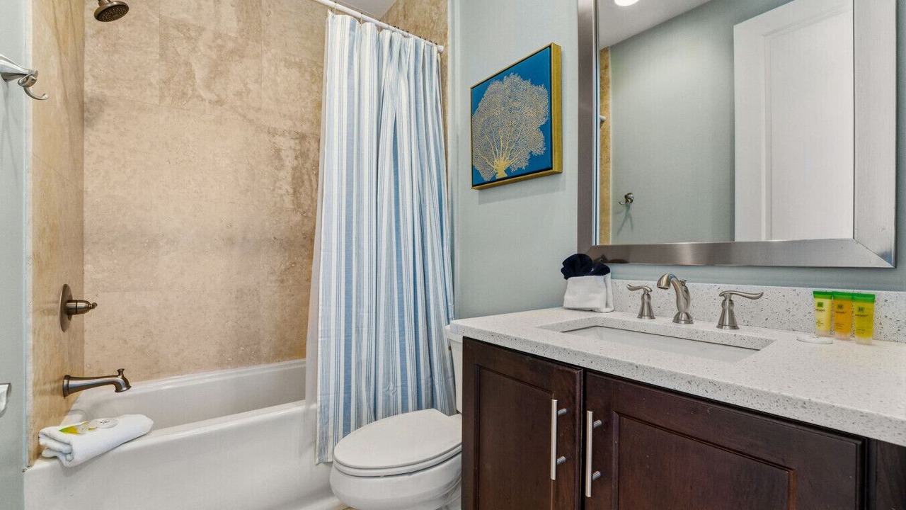 Photo of Bathroom in Villa Lago