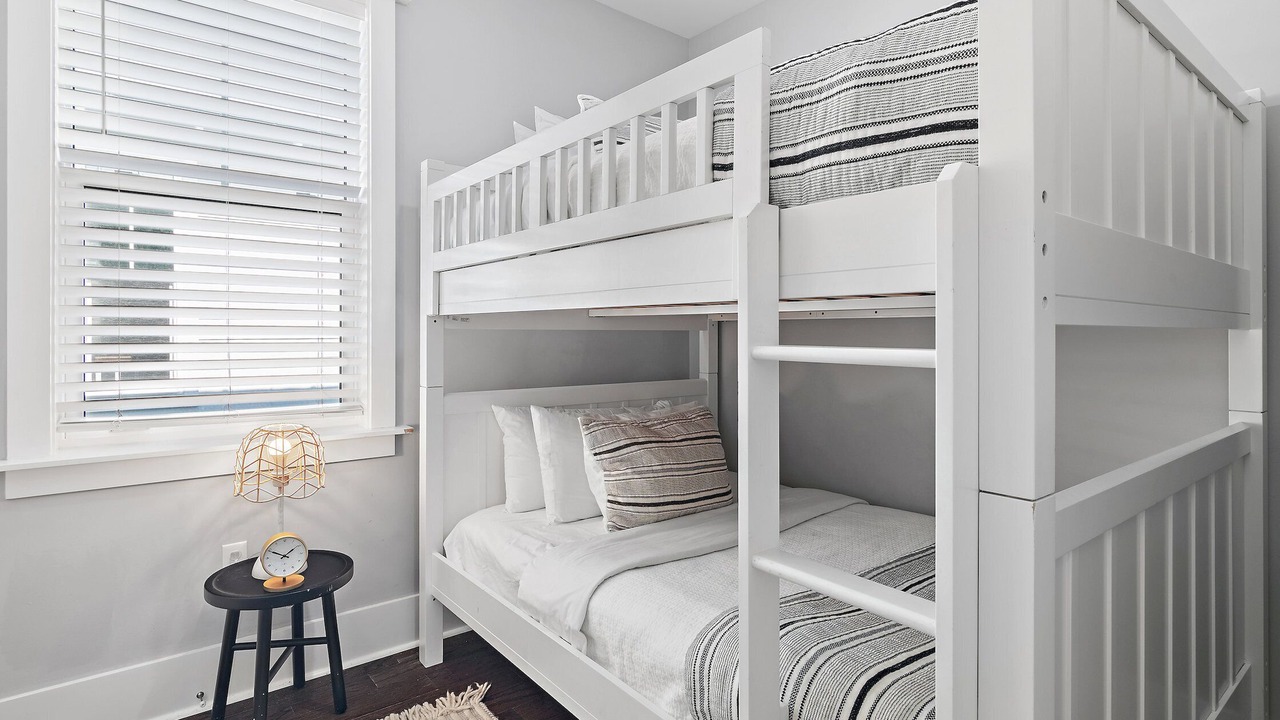 Photo of Bedroom in Santa Rosa Beach