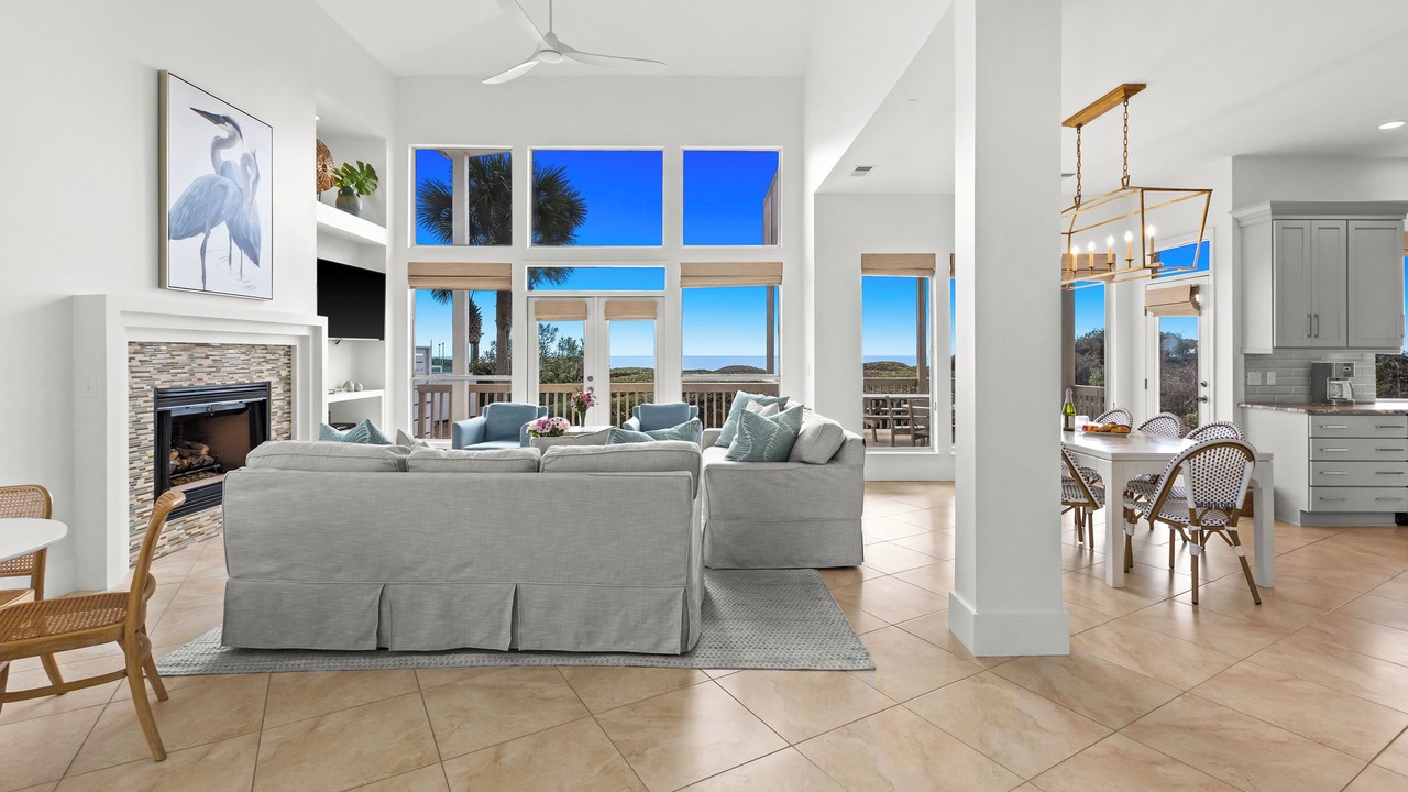 Photo of Livingroom in Seawalk Circle