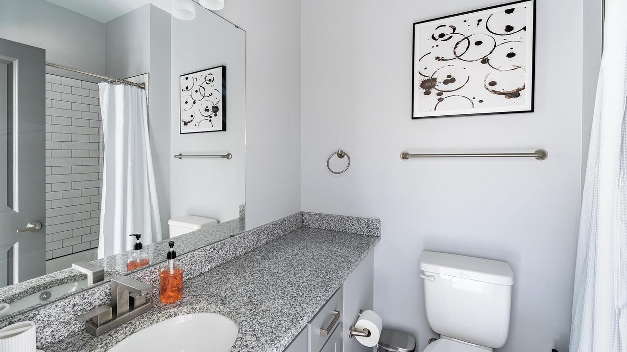 Photo of Bathroom in Northwest Pensacola