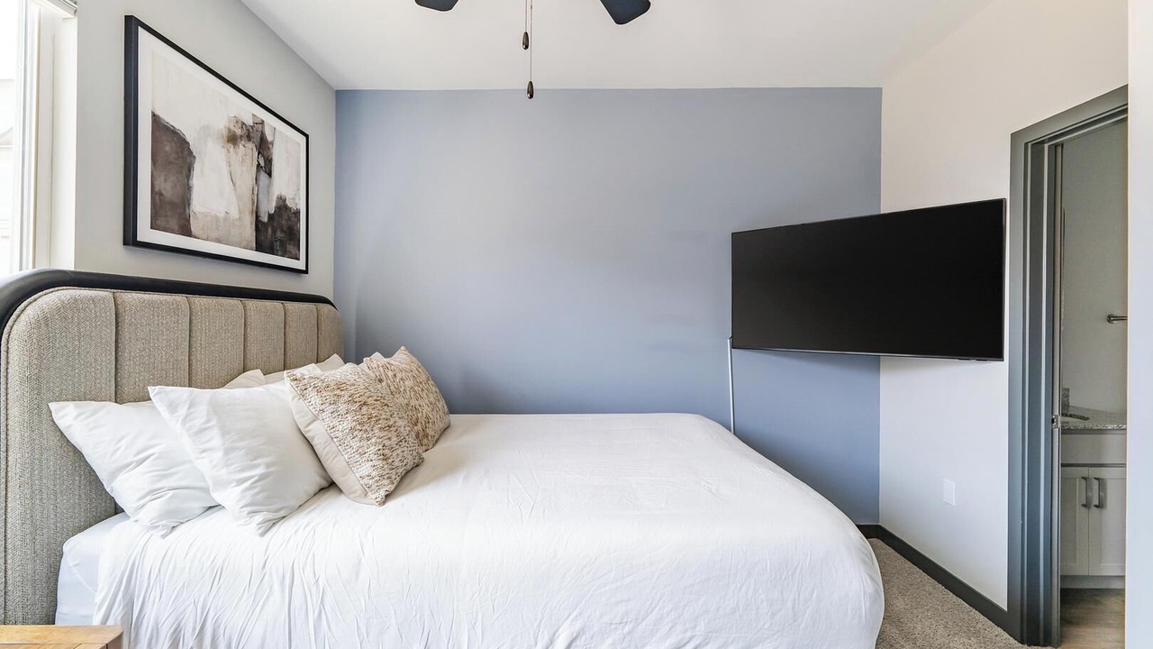 Photo of Bedroom in Northwest Pensacola
