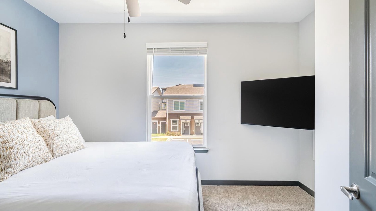 Photo of Bedroom in Northwest Pensacola