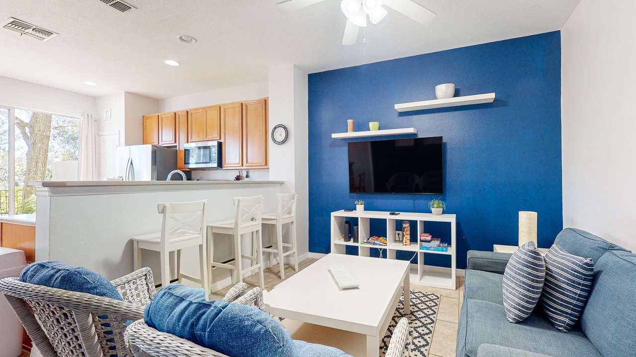 Photo of Livingroom in Crestwynd Bay